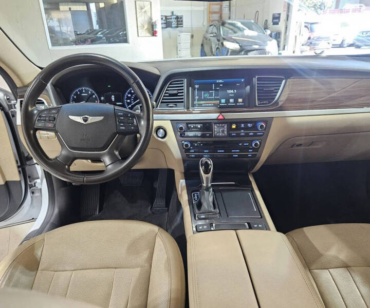 2015 Hyundai Genesis