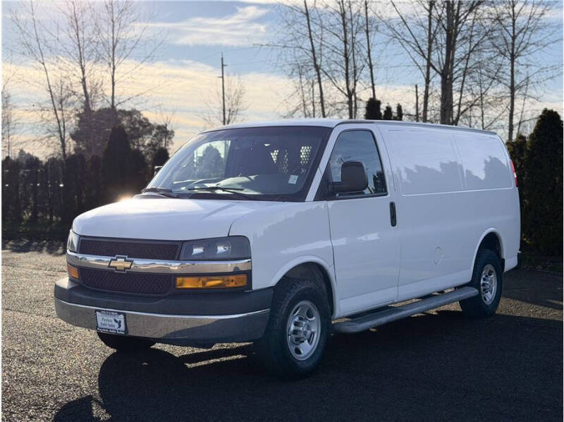 2019 Chevrolet Express 2500