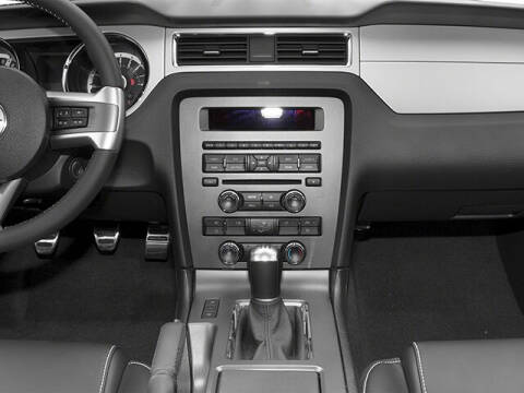 2013 Ford Mustang V6 Premium