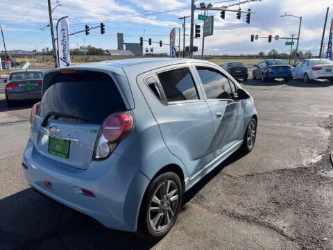 2015 Chevrolet Spark EV 2LT