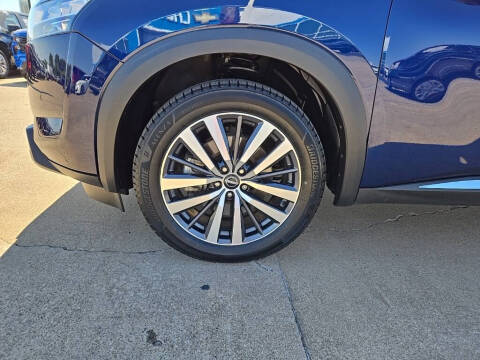 2022 Nissan Pathfinder Platinum