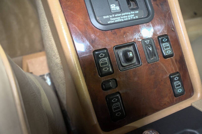 1991 Mercedes-Benz 560-Class 560 SEC