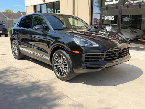 2023 Porsche Cayenne Platinum Edition