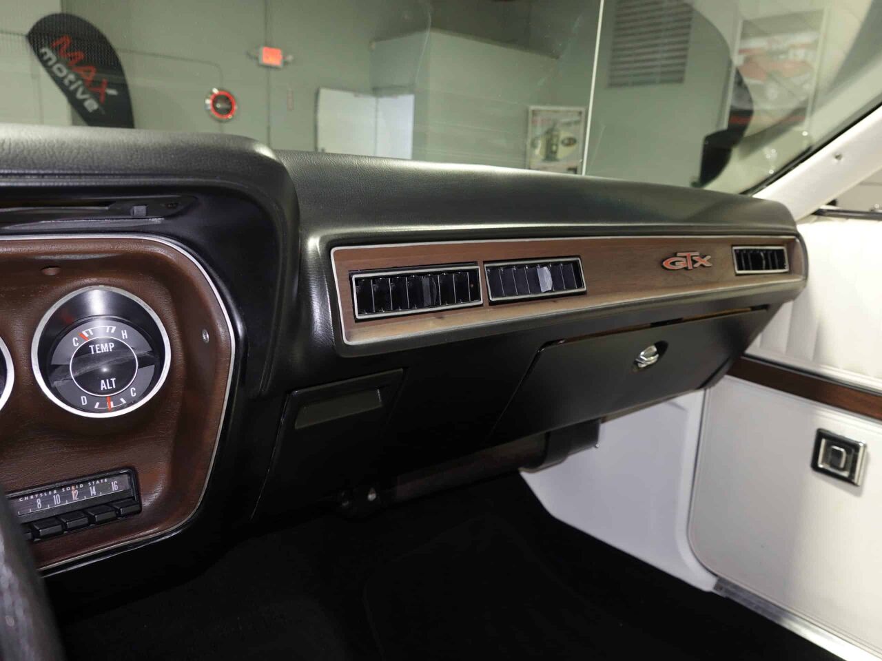 1971 Plymouth GTX 38