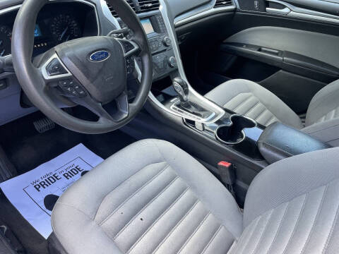 2014 Ford Fusion S