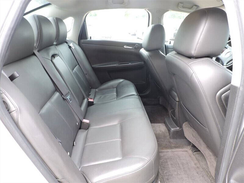 2011 Chevrolet Impala LT