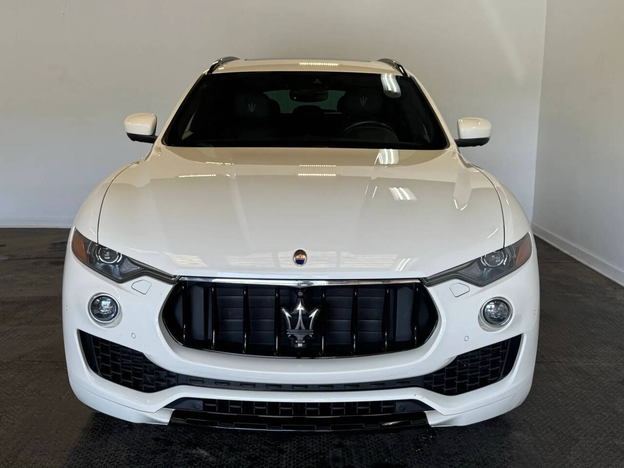 White 2017 Maserati Levante Base AWD 4dr SUV 2