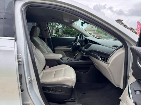 2022 Cadillac XT4 Luxury
