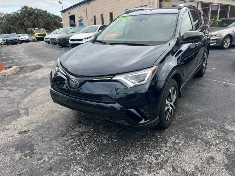2018 Toyota RAV4 LE