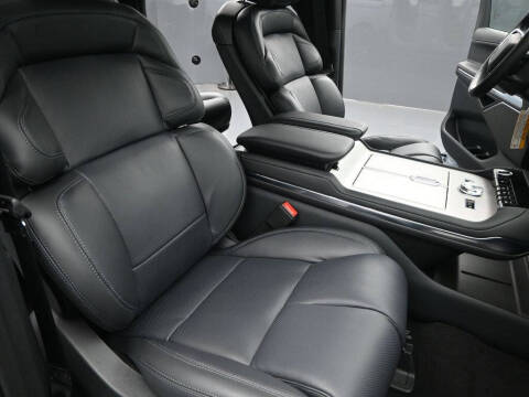 2025 Lincoln Navigator L Reserve