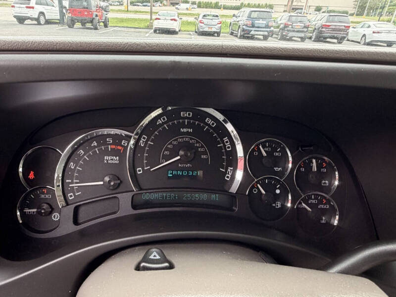 2005 Cadillac Escalade