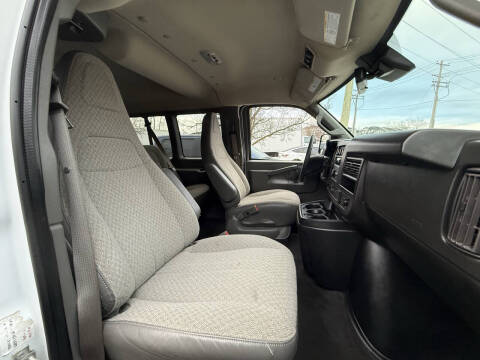 2023 Chevrolet Express LT 3500