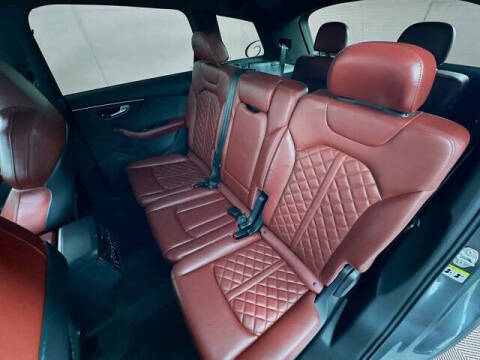 2020 Audi SQ7 4.0T quattro Premium Plus