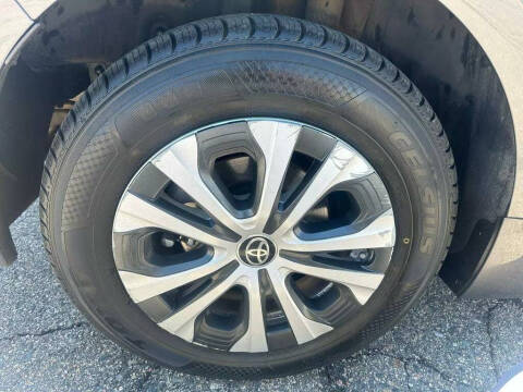 2019 Toyota Prius LE AWD-e