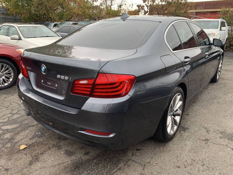 2016 BMW 5 Series 528i xDrive