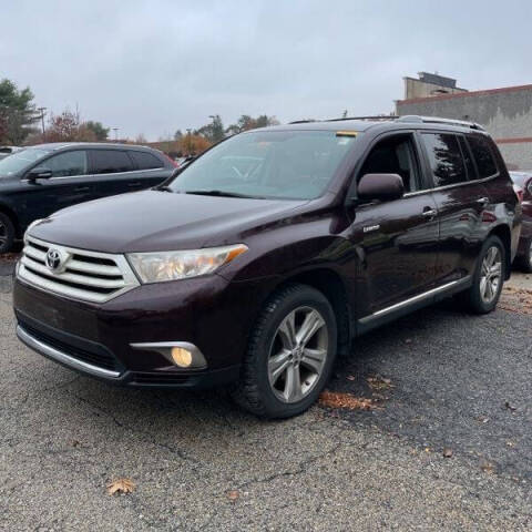 2011 Toyota Highlander for sale at Green Light Auto in Bridgeton, NJ