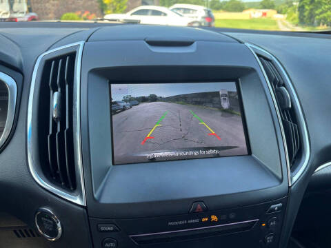 2019 Ford Edge Titanium