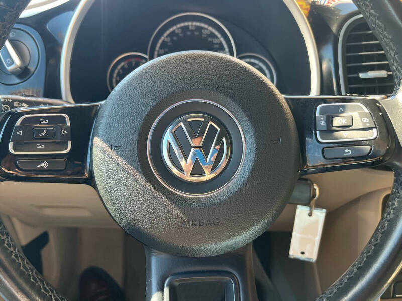 2014 Volkswagen Beetle Convertible 2.5L