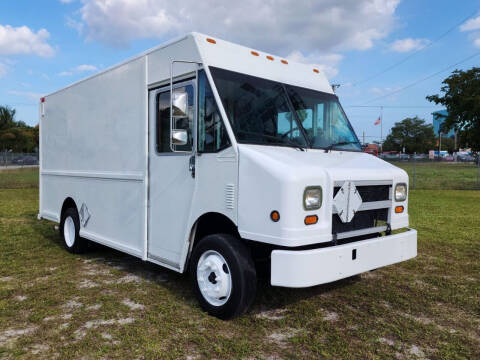 2000 Freightliner MT45 Chassis for sale at American Trucks and Equipment in Hollywood FL