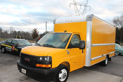 2018 GMC Savana for sale at KEEN AUTOMOTIVE in Clarksville TN