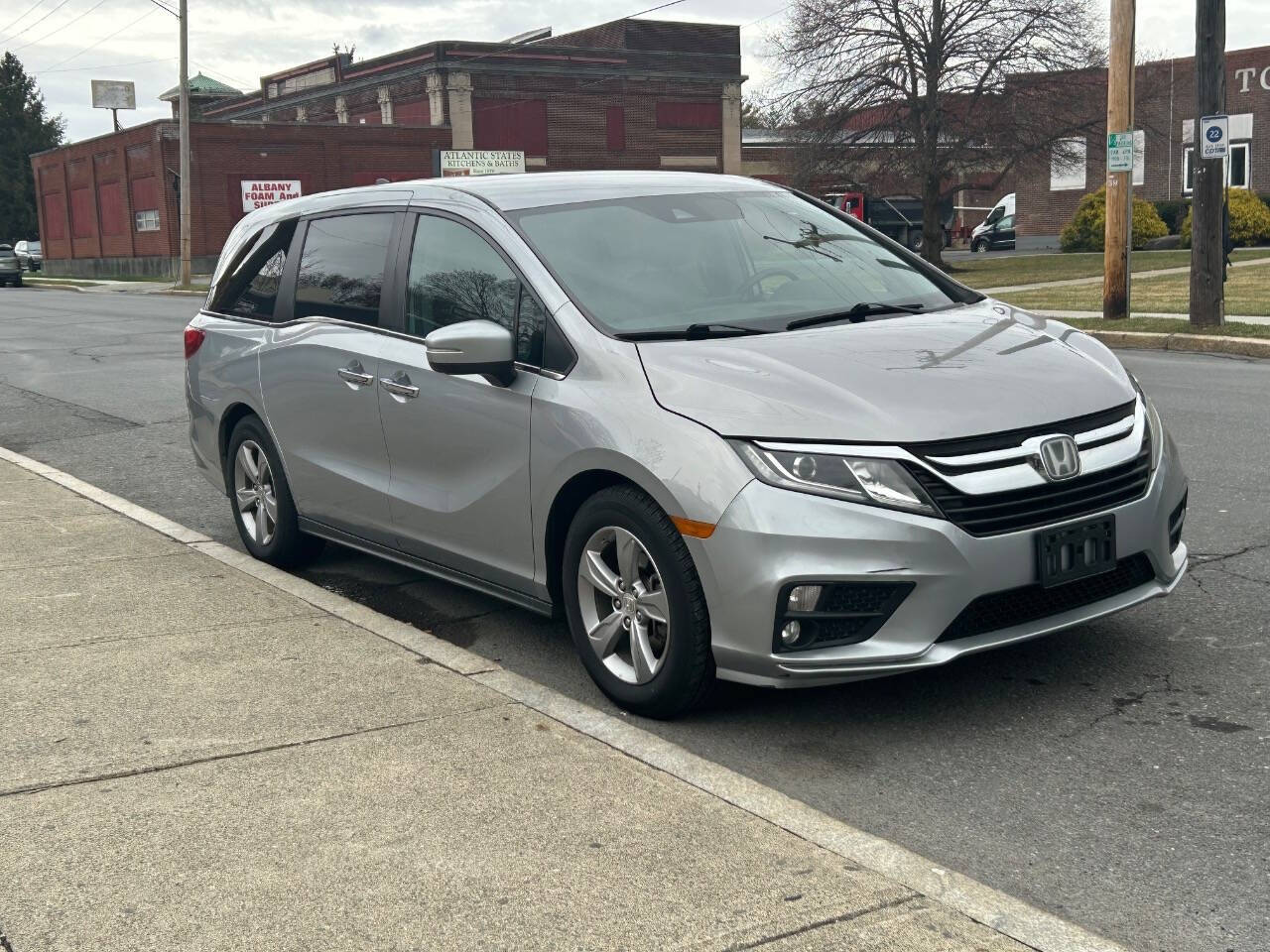 2018 Honda Odyssey for sale at Metro Mike Trading & Cycles in Menands, NY