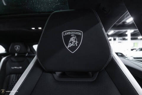 2023 Lamborghini Urus S