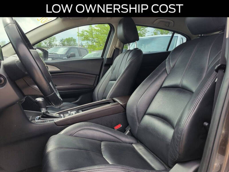 2018 Mazda MAZDA3 Touring