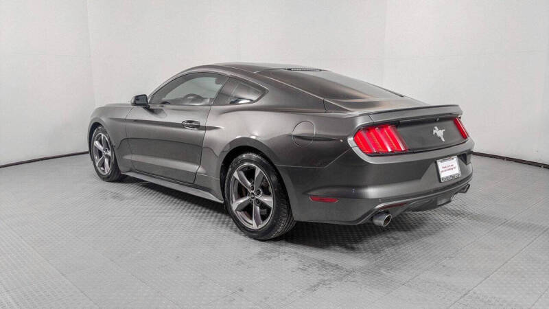 2015 Ford Mustang V6