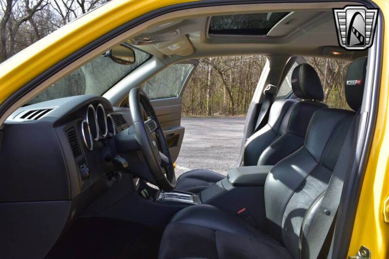 2007 Dodge Charger SRT-8