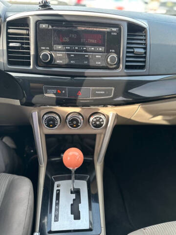 2016 Mitsubishi Lancer ES
