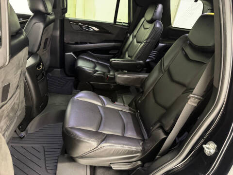 2020 Cadillac Escalade Platinum