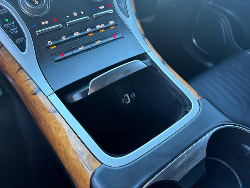 2016 Lincoln MKX Select
