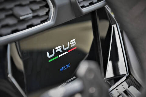 2022 Lamborghini Urus