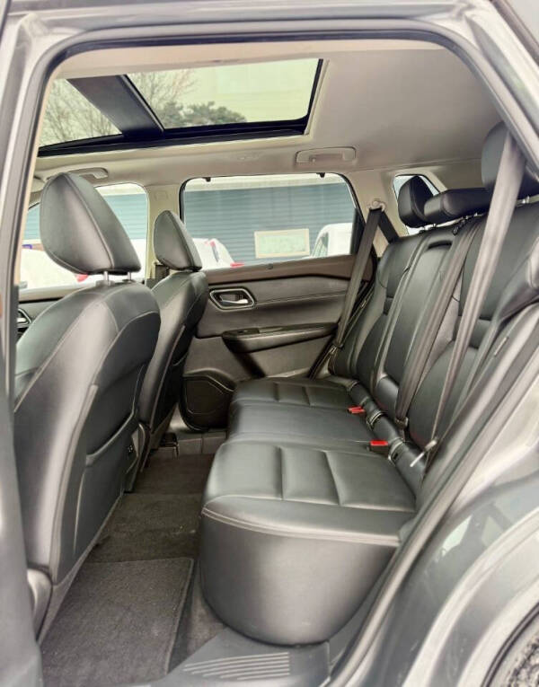 2021 Nissan Rogue SL