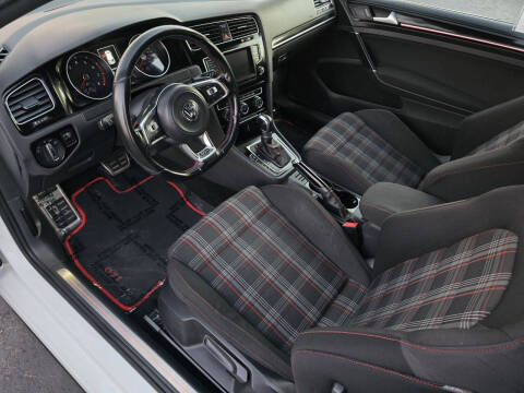 2015 Volkswagen Golf GTI S