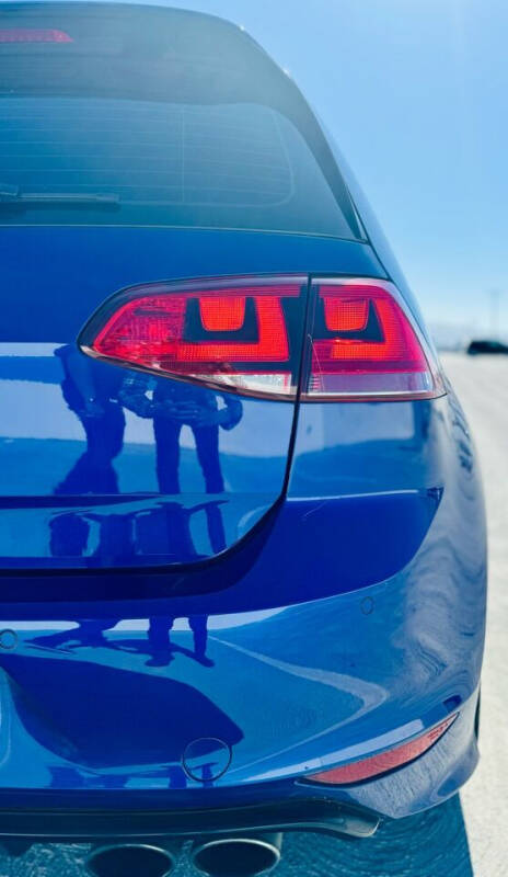 2015 Volkswagen Golf R 4Motion