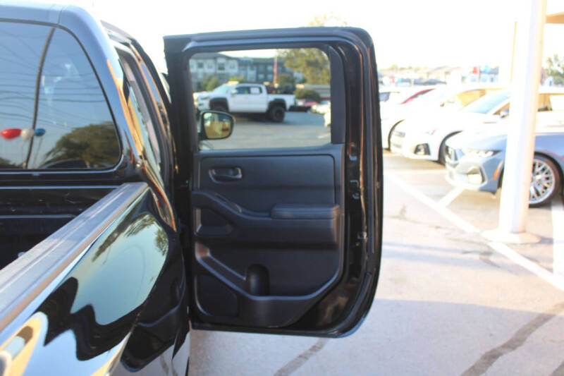 2022 Nissan Frontier