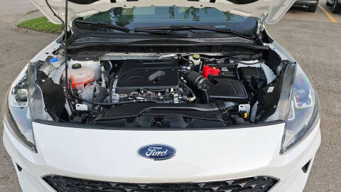2020 Ford Escape SE
