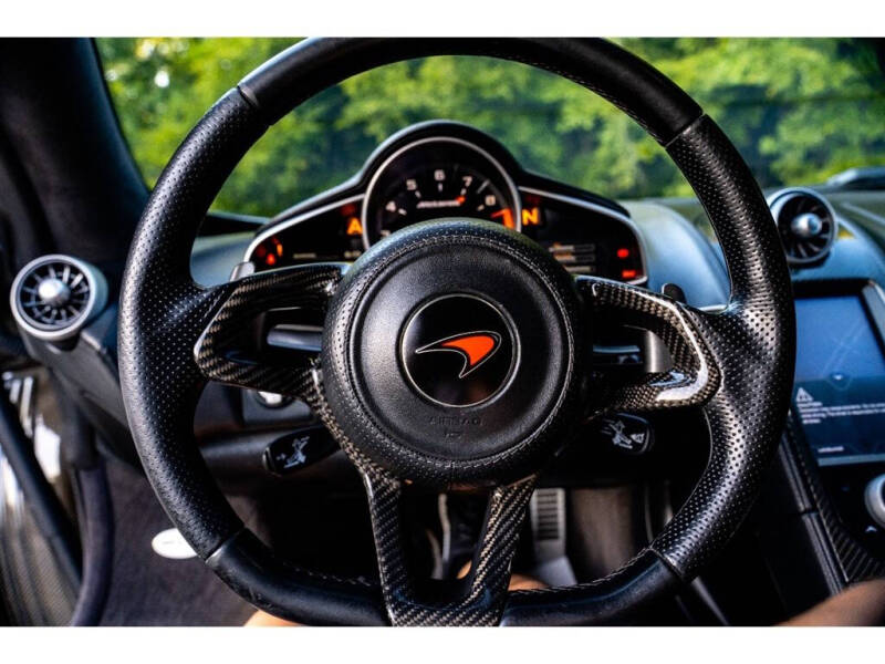 2012 McLaren MP4-12C