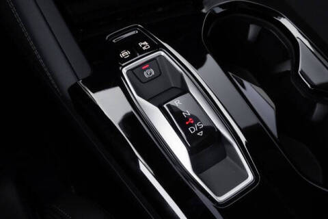 2025 Audi Q5 quattro Premium Plus TFSI