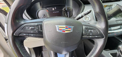 2019 Cadillac XT4 Premium Luxury