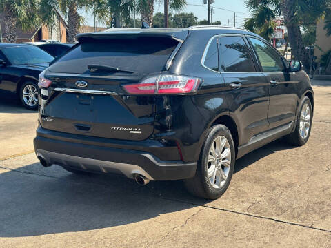 2020 Ford Edge Titanium