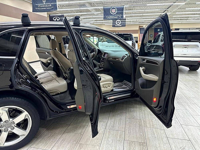 2012 Audi Q5 3.2 quattro Premium Plus