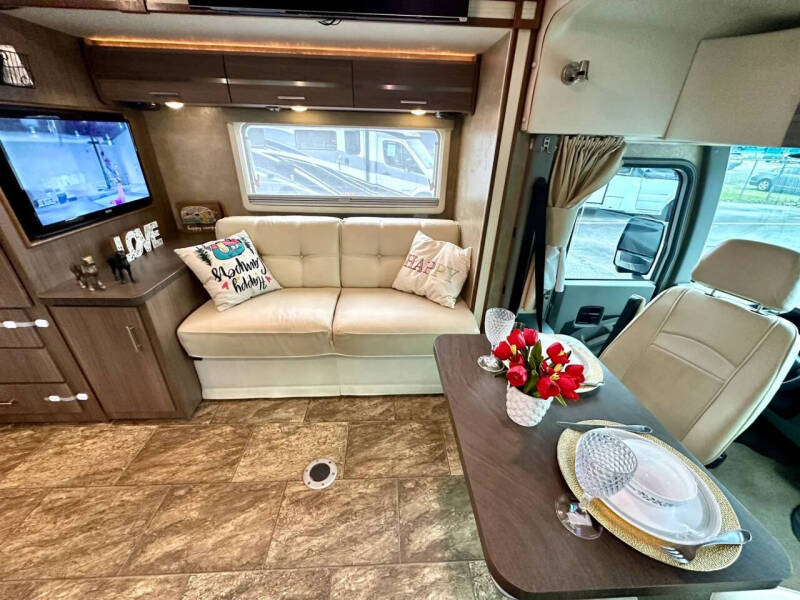 2013 Mercedes-Benz Sprinter