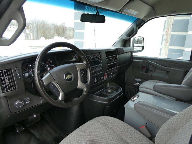 2018 Chevrolet Express 2500