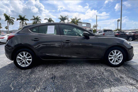 2015 Mazda MAZDA3 i Grand Touring