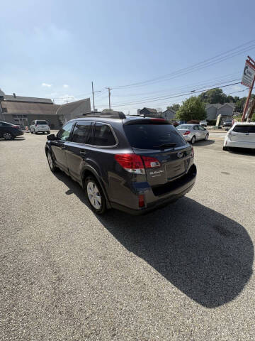 2011 Subaru Outback 2.5i Limited
