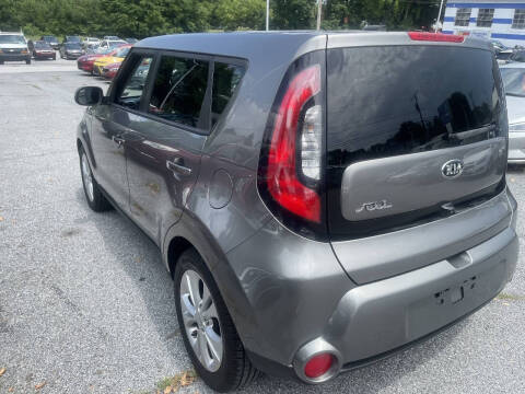 2016 Kia Soul +