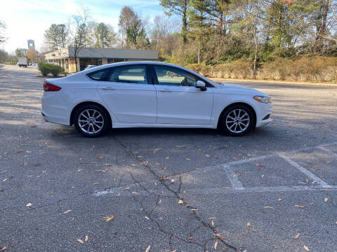 2017 Ford Fusion SE
