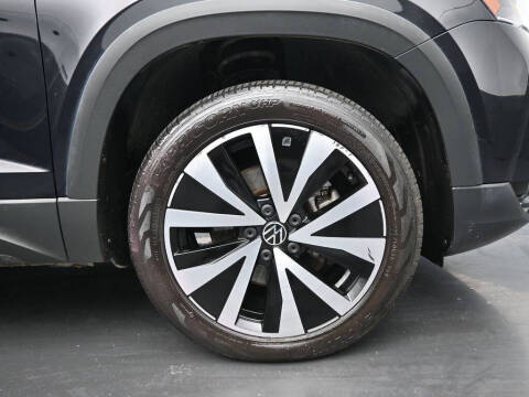 2022 Volkswagen Taos SE 4Motion